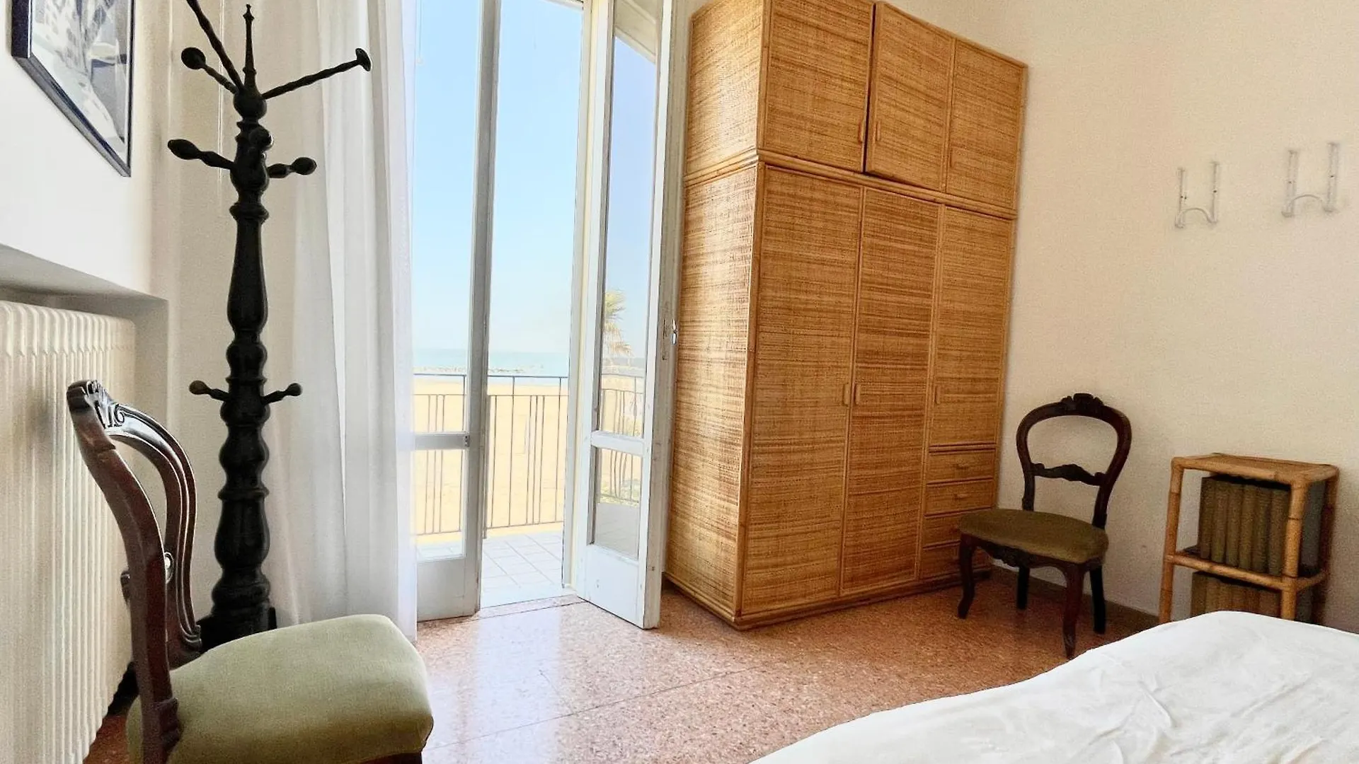 Dimora Storica Con Accesso Privato Alla Spiaggia - Villa Drei リミニ
